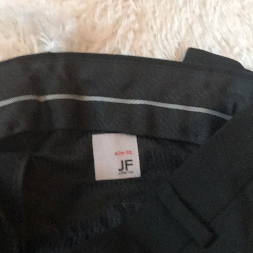 Men’s suit - Picture 4 of 7